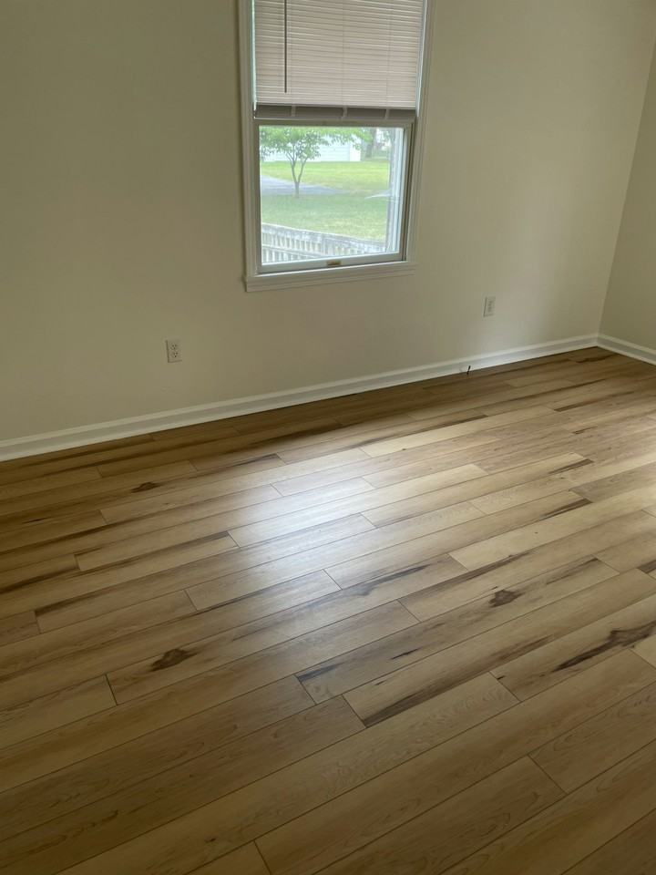 922 Beverly Drive, Unit B - Photo 4 of 13