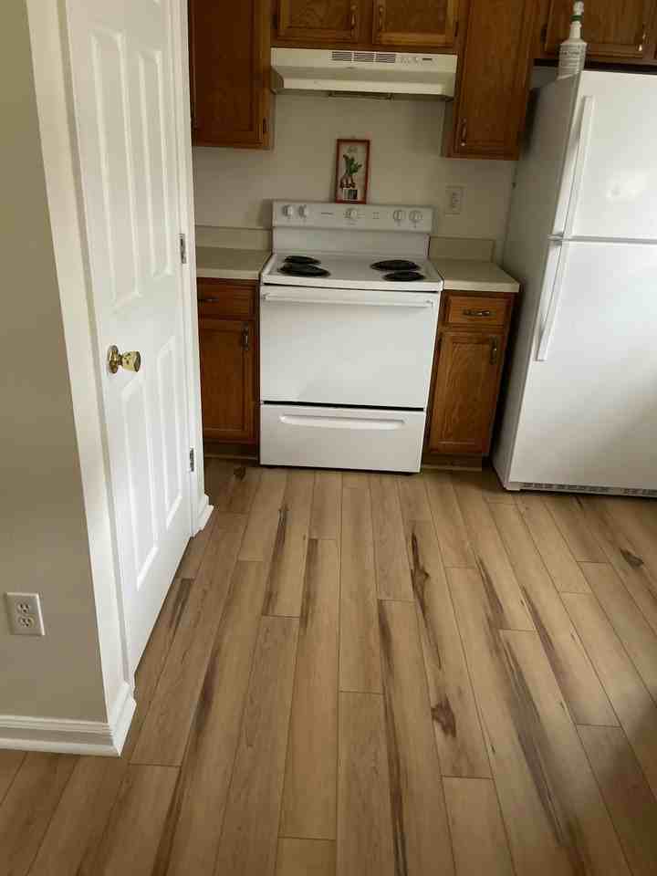922 Beverly Drive, Unit B - Photo 7 of 13