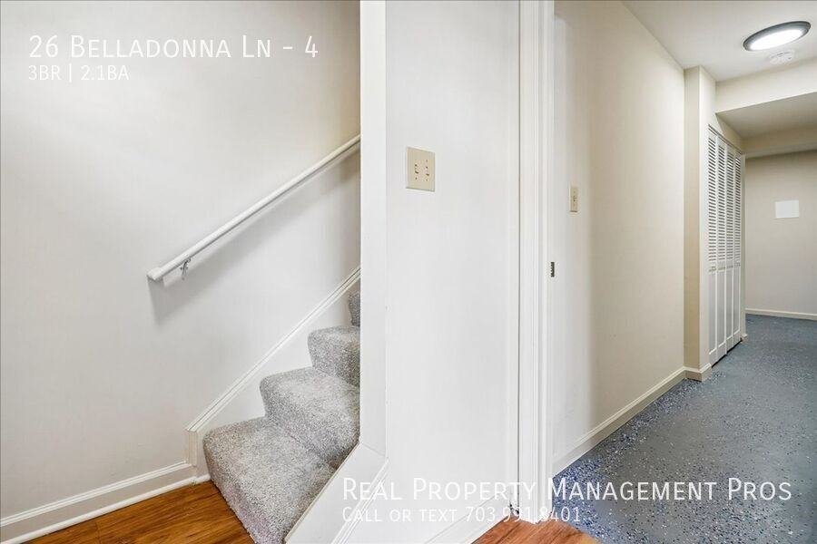 26 Belladonna Ln #4 - Photo 4 of 30