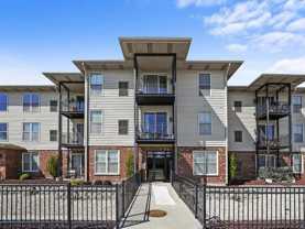 6614 W 65th St #1H - Photo 1 of 1