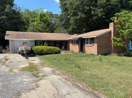 featured image of 216 Brookwood Dr