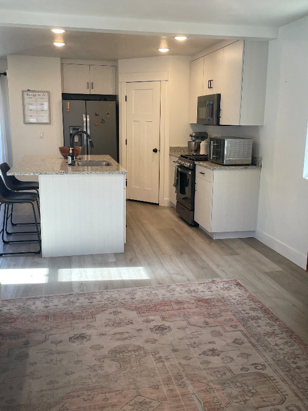 920 Se #1A - Photo 5 of 14
