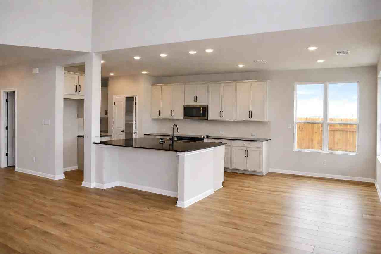 201 Chickasaw Ln - Photo 4 of 16