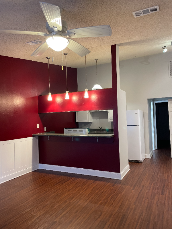 2125 Sandpiper St - Photo 2 of 14