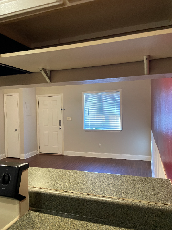 2125 Sandpiper St - Photo 4 of 14