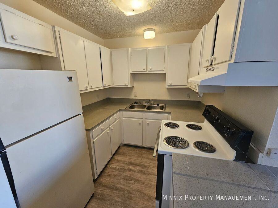 1600 Yonkers St #1 - Photo 4 of 14