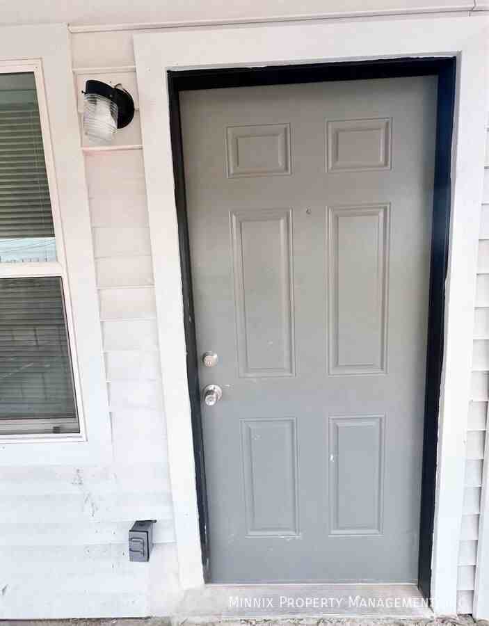 5438 40th St. - 5438 40th St. #11 - Photo 2 of 10
