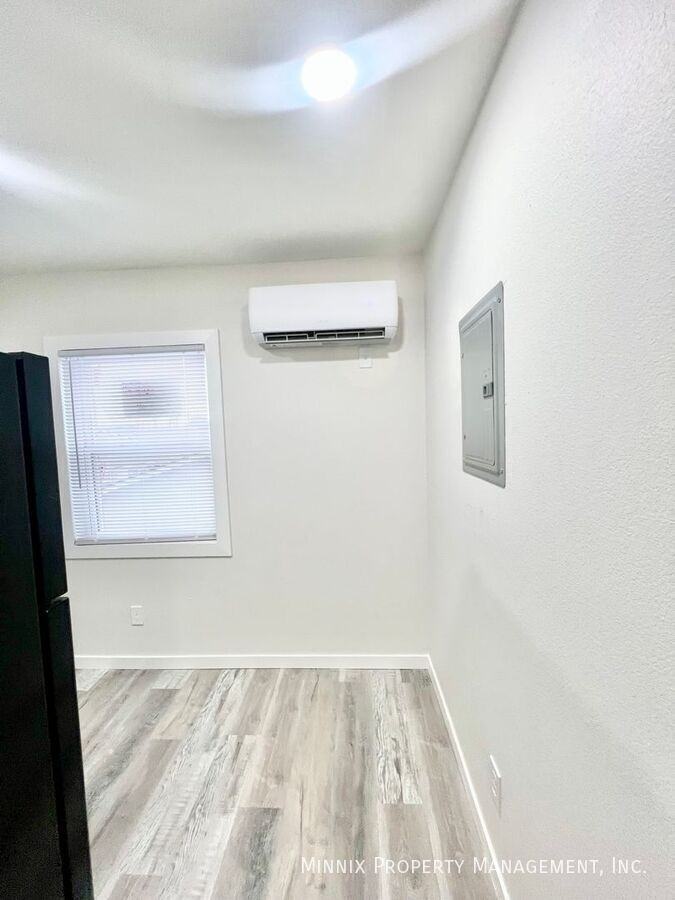 5438 40th St. - 5438 40th St. #11 - Photo 6 of 10