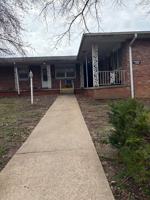featured image of 1258 E Elm St #13