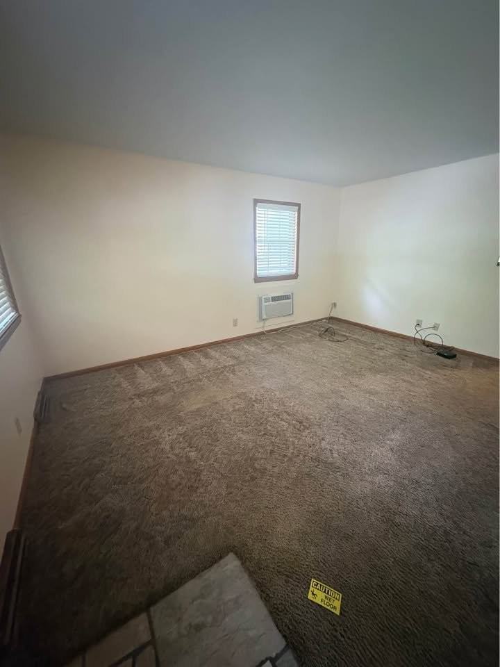 1258 E Elm St #13 - Photo 4 of 14