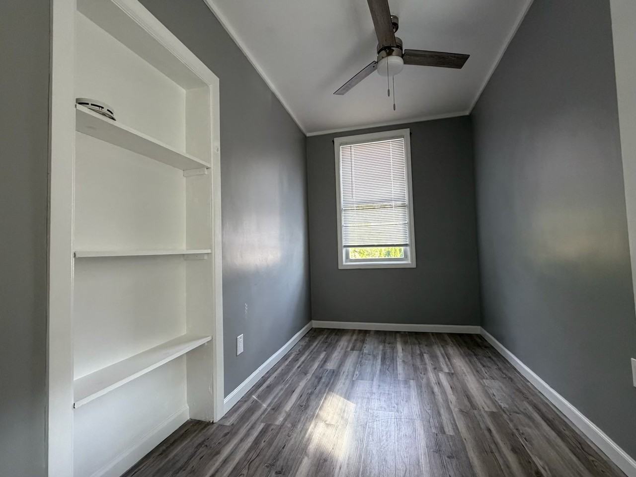 5031 Woodbridge Ave #1 - Photo 6 of 11