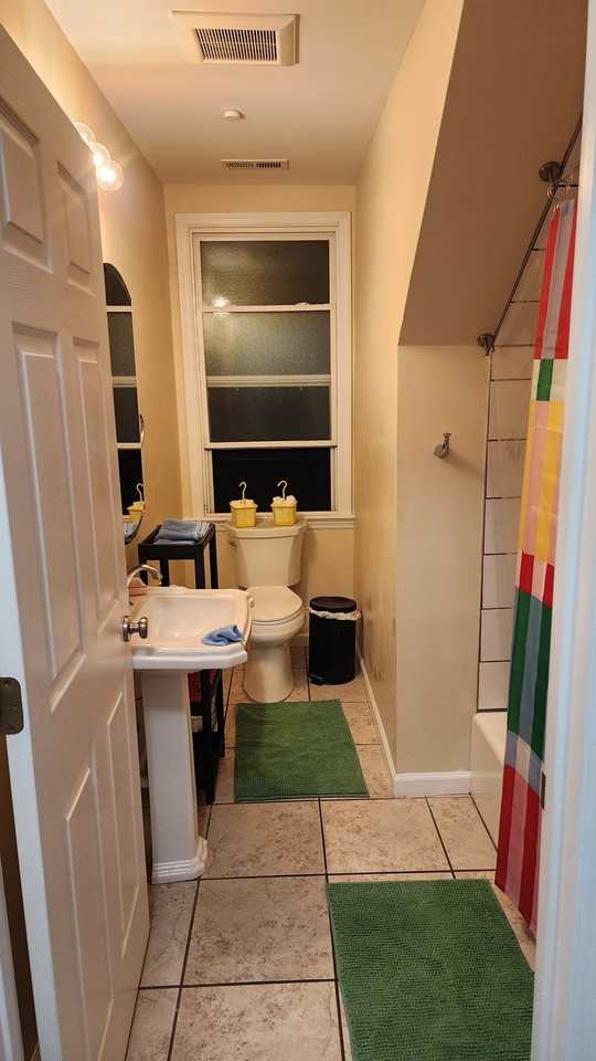 5467 Maple Ave - Photo 4 of 11