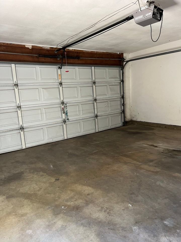 1321 Claus Rd #B - Photo 4 of 5