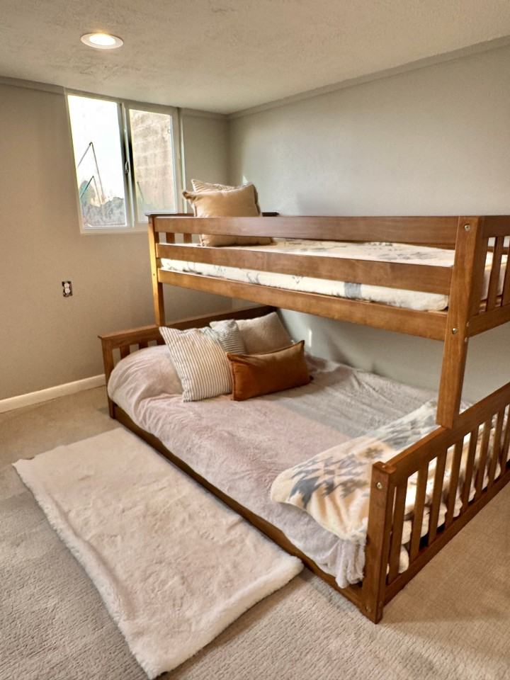 316 S University St - Photo 4 of 16