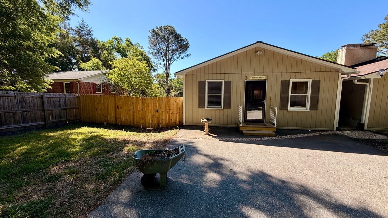 1505 Ridge Ln #1