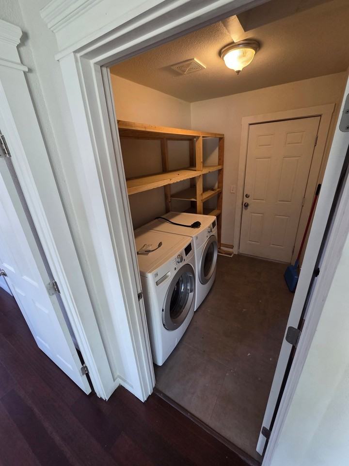 806 1st St N - Photo 6 of 9