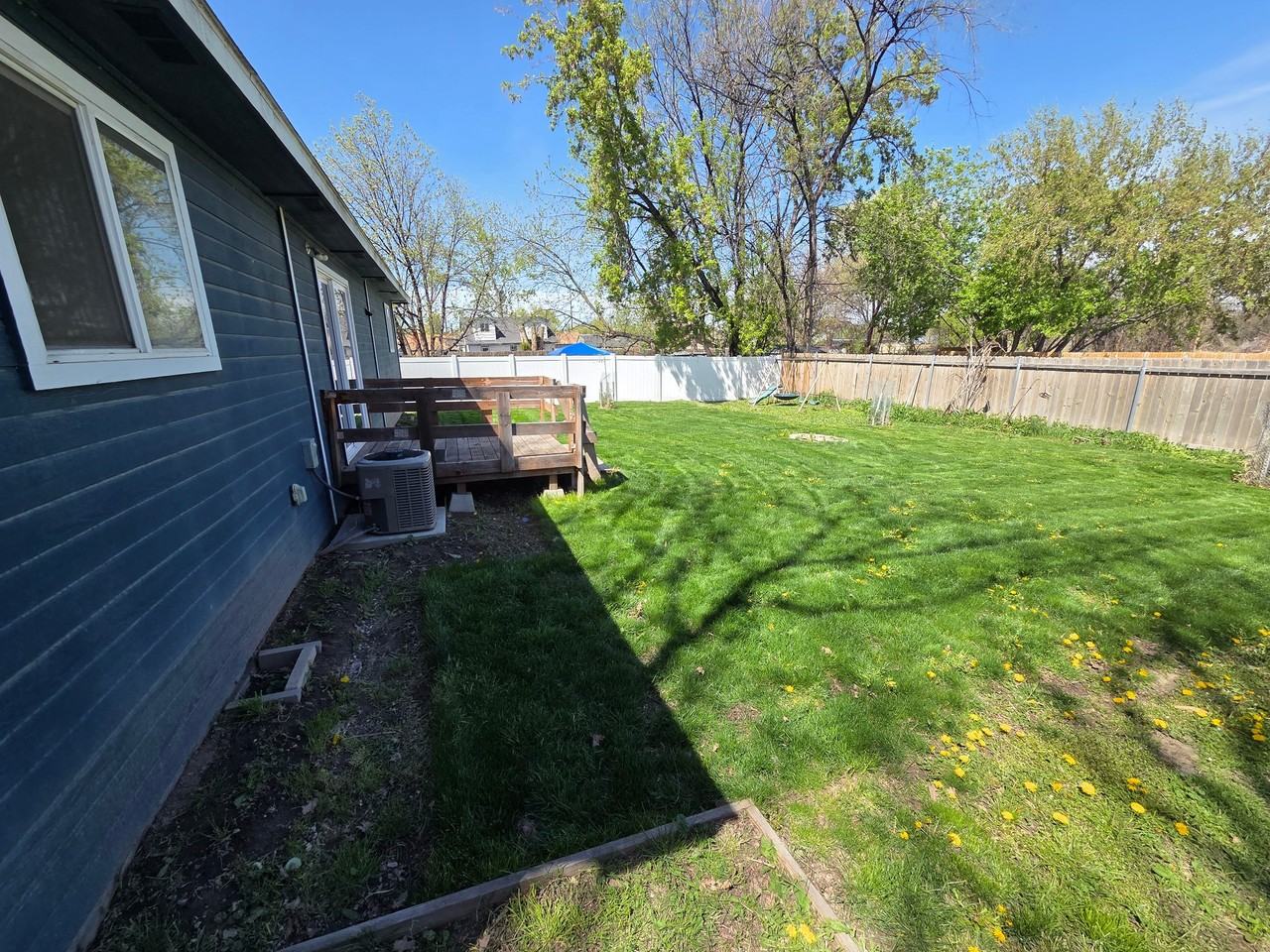 806 1st St N - Photo 7 of 9