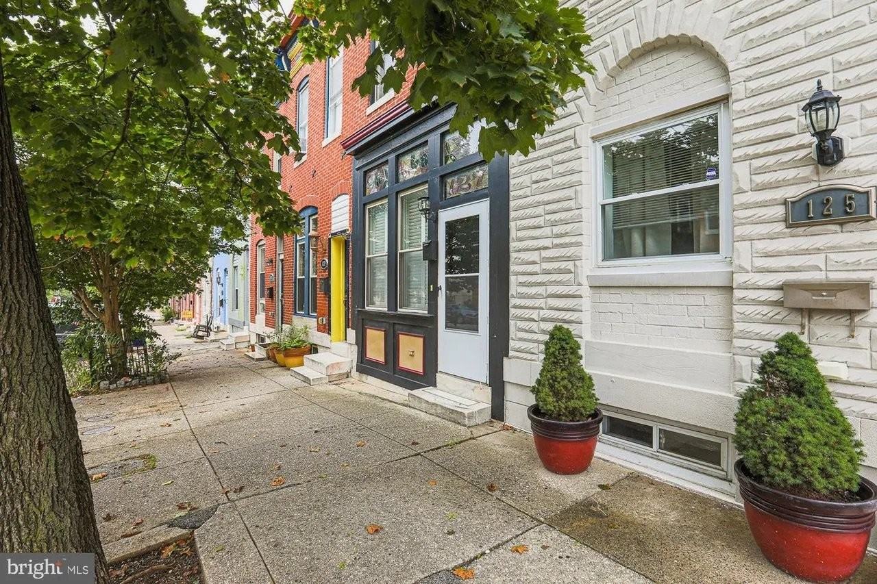 127 N Patterson Park Ave #1 - Photo 4 of 26