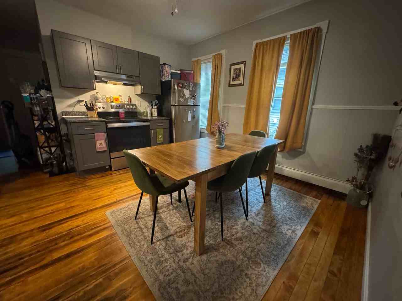 160 Pleasant St #2 - Photo 5 of 6