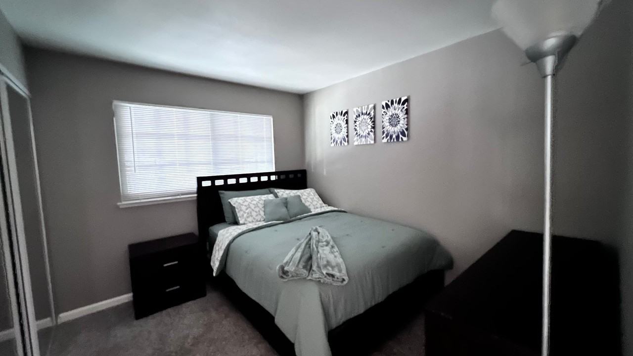3376 Hartselle Way - Photo 5 of 6