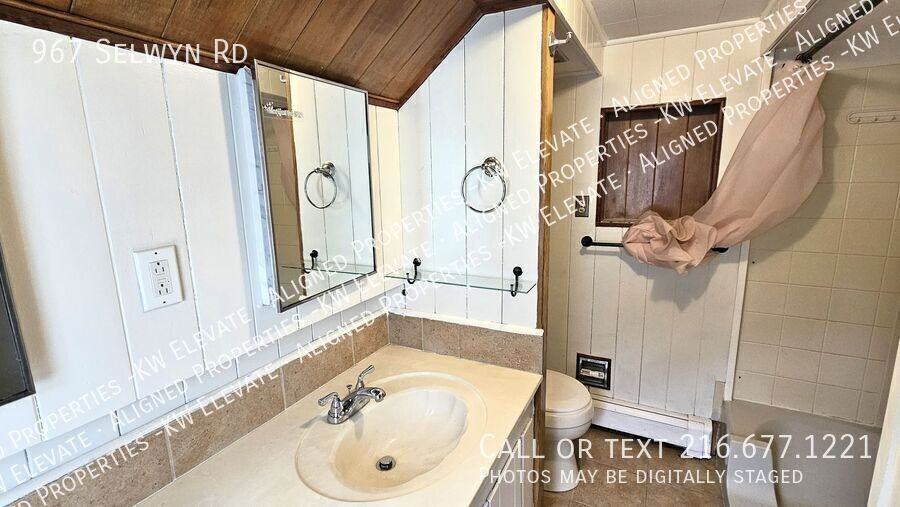 967 Selwyn Rd - Photo 6 of 30