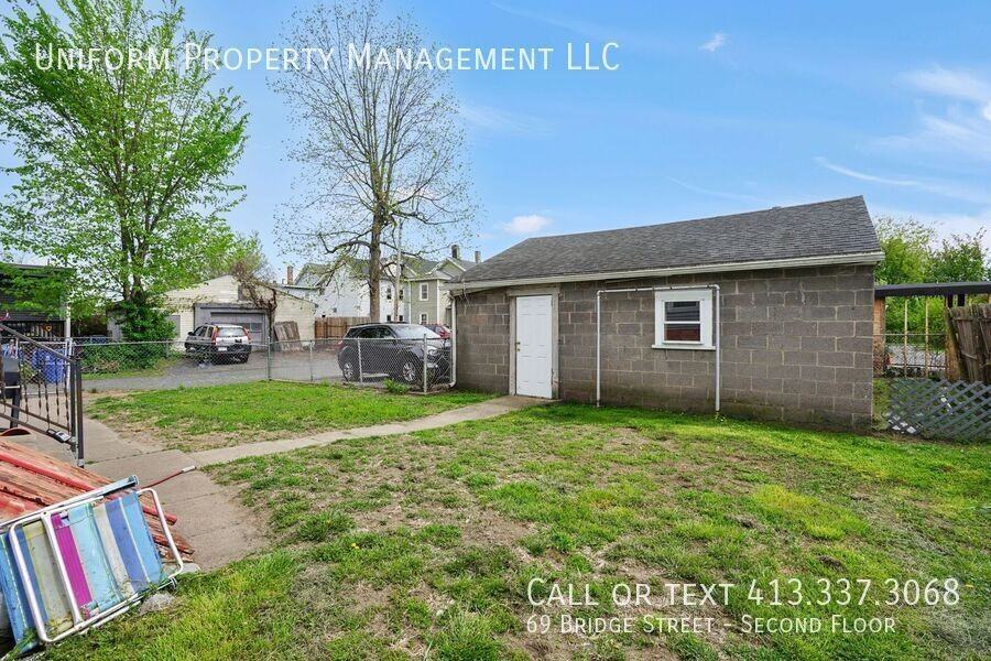 69 Bridge St #2ndFL - Photo 7 of 35