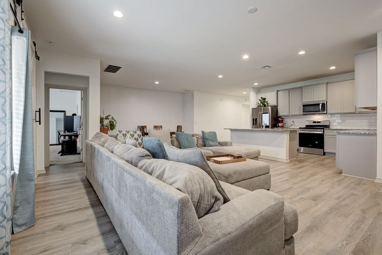 14701 Travertine Falls Ln #1 - Photo 4 of 45