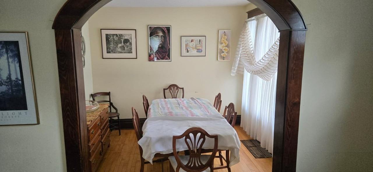 915 Barland St #1 - Photo 3 of 7