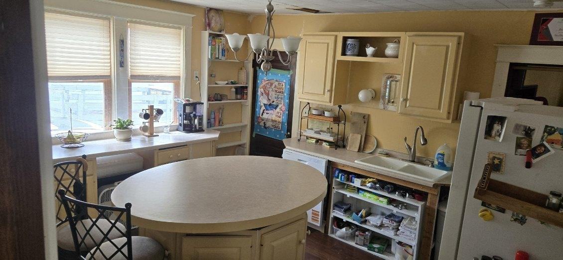 915 Barland St #1 - Photo 5 of 7