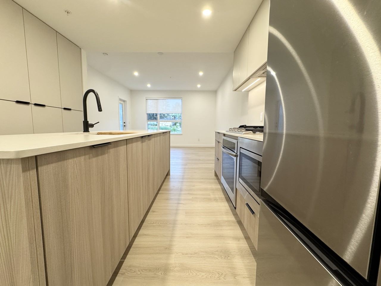 623 Kemsley Avenue #3xx - Photo 3 of 17