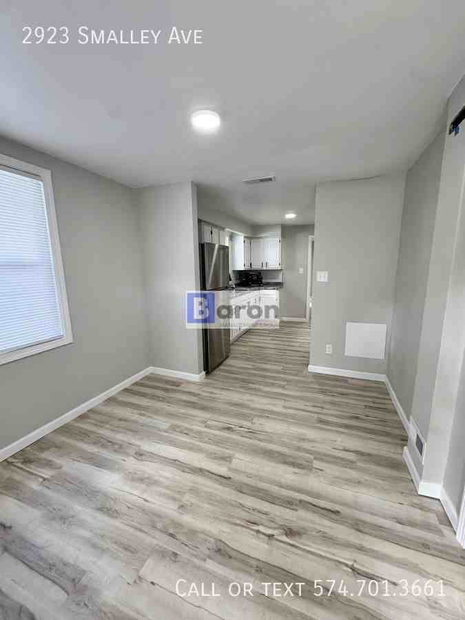 2923 Smalley Ave - Photo 3 of 16