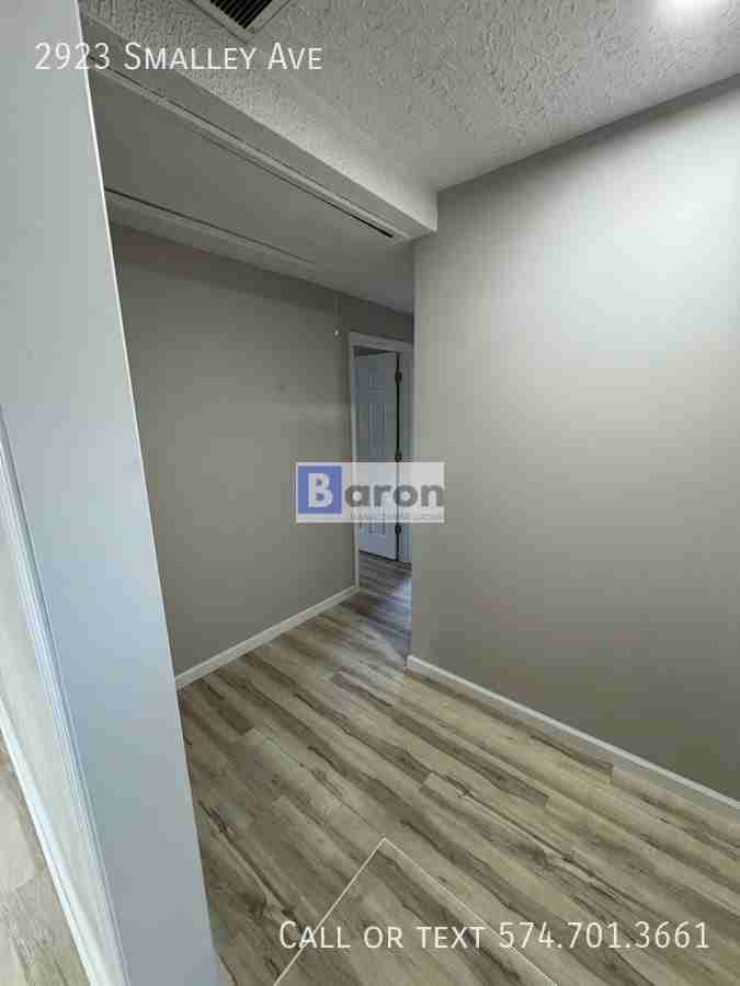 2923 Smalley Ave - Photo 4 of 16