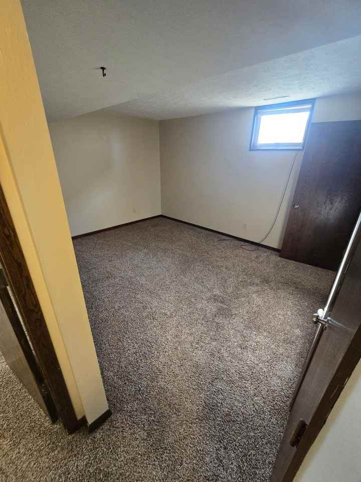 704 1/2 S 11th St - Photo 2 of 15