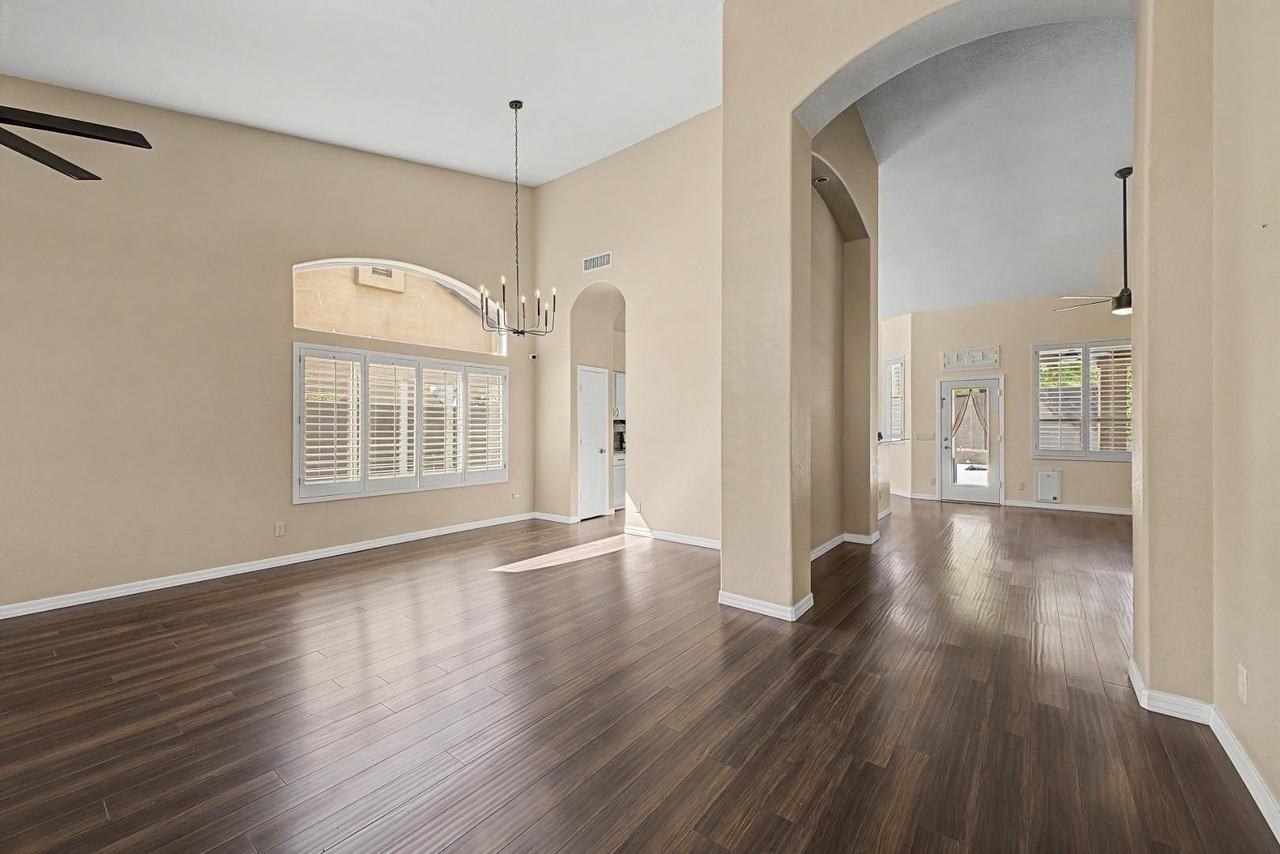 6126 E Juniper Ave - Photo 7 of 50