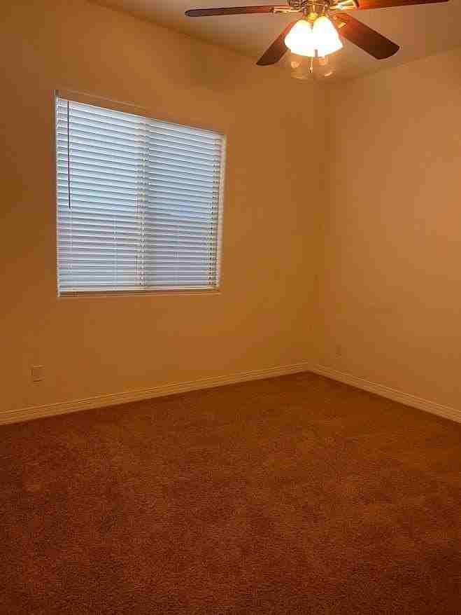 1133 E Buckingham Ave - Photo 6 of 33