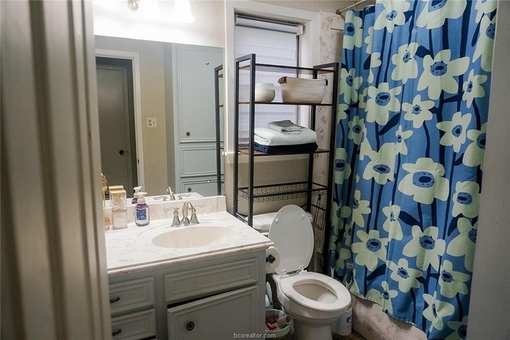1809 Wilde Oak Cir #A - Photo 7 of 16