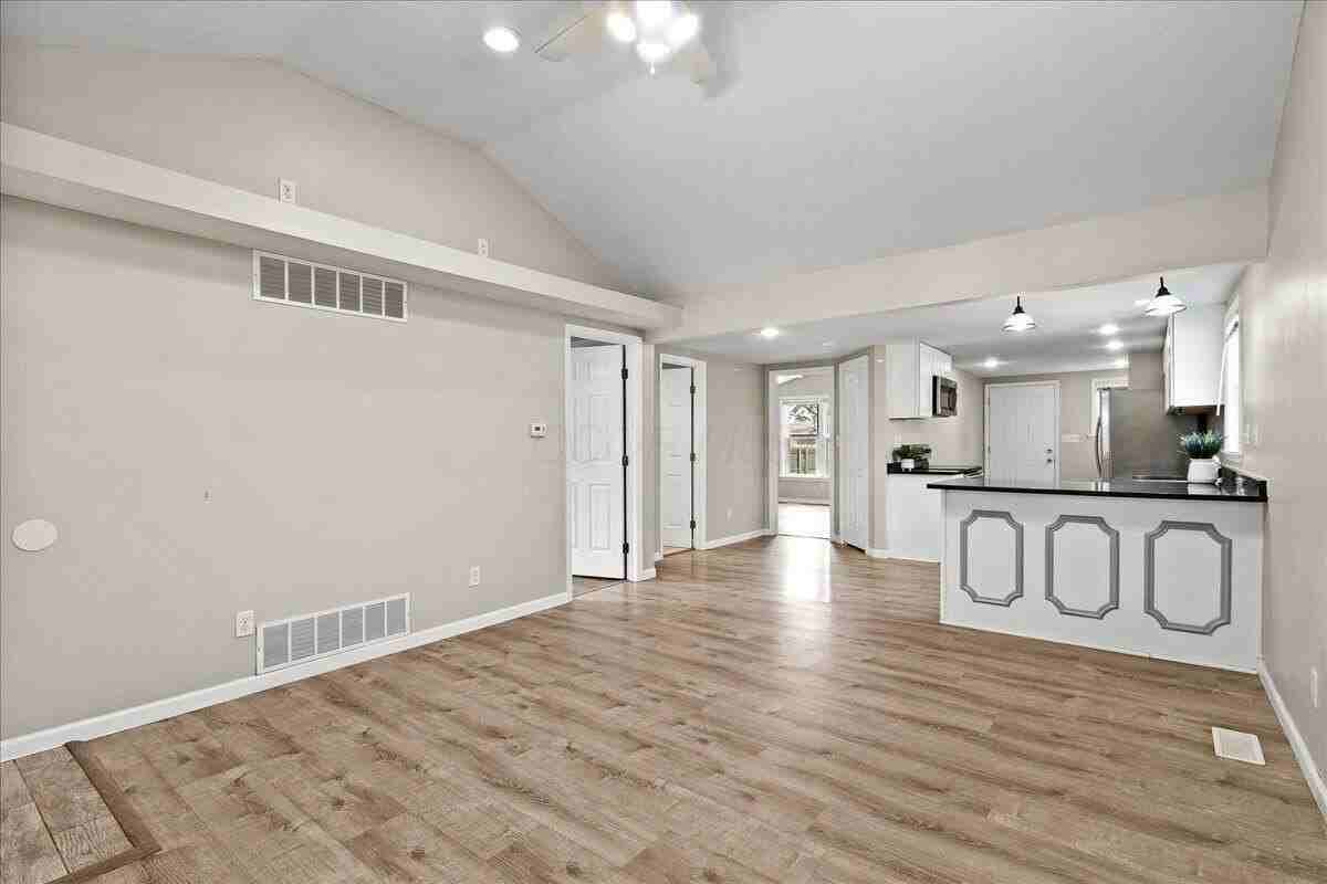 2459 Atwood Ter - Photo 5 of 22