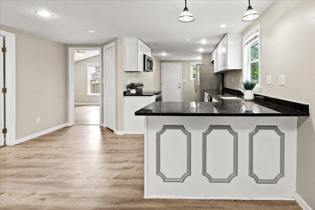 2459 Atwood Ter - Photo 7 of 22