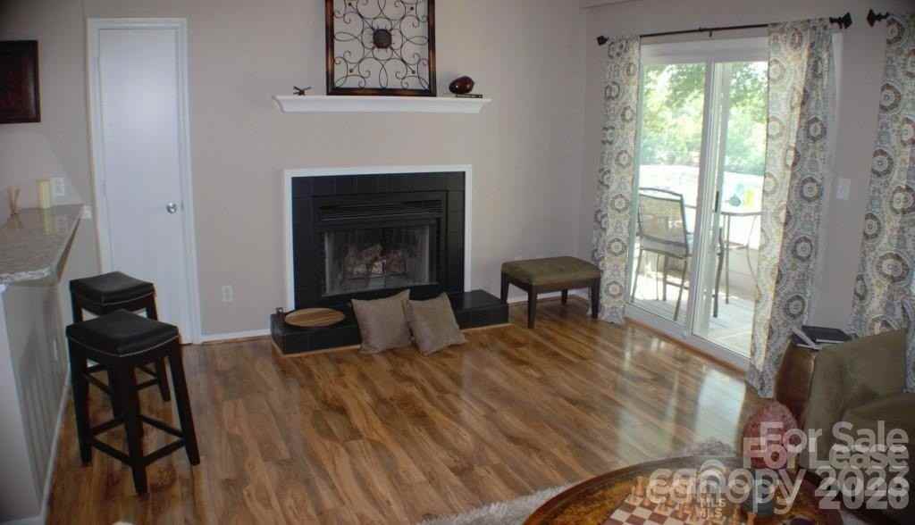 218 Northwest Dr - Photo 5 of 15