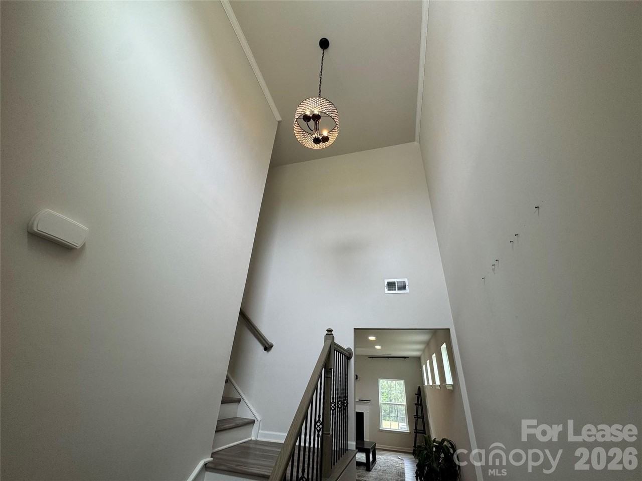 18006 Stark Way - Photo 4 of 29