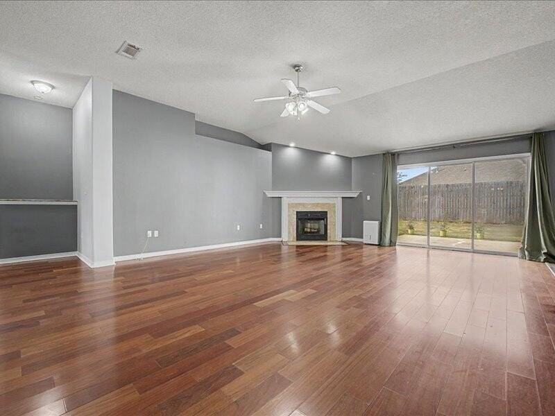 3063 Border Creek Rd - Photo 3 of 25