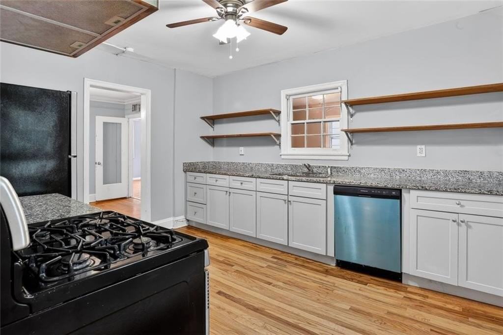 2728 Winburn Ter - Photo 5 of 16
