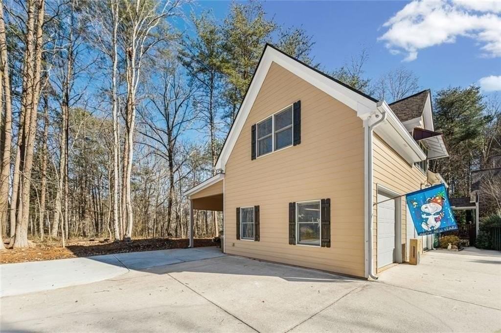 4640 Chestatee Pointe - Photo 2 of 29