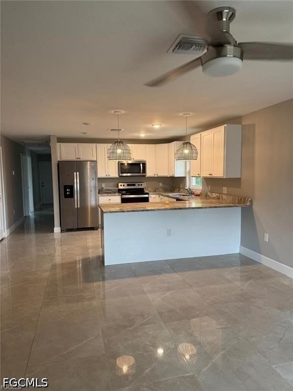 2134 Davis St - Photo 2 of 6