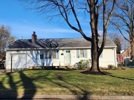 featured image of 2105 Murray Ave