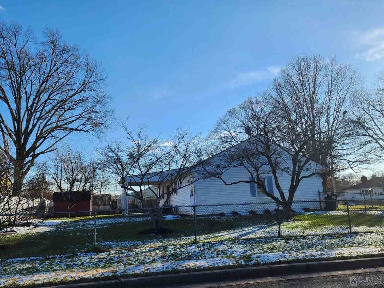 2105 Murray Ave - Photo 4 of 11