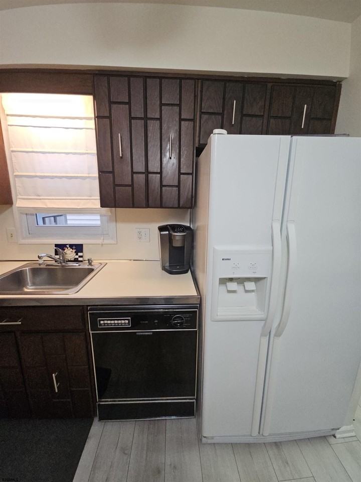 6901 Ventnor Ave #2ndFL - Photo 6 of 45