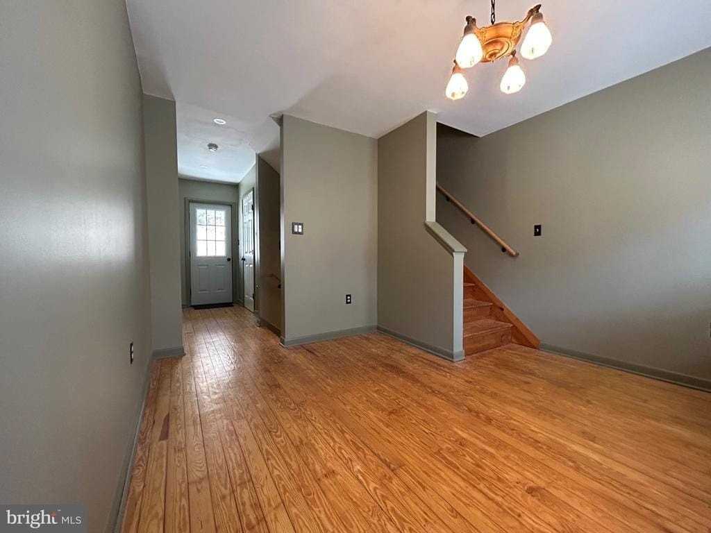 162 York St - Photo 5 of 23