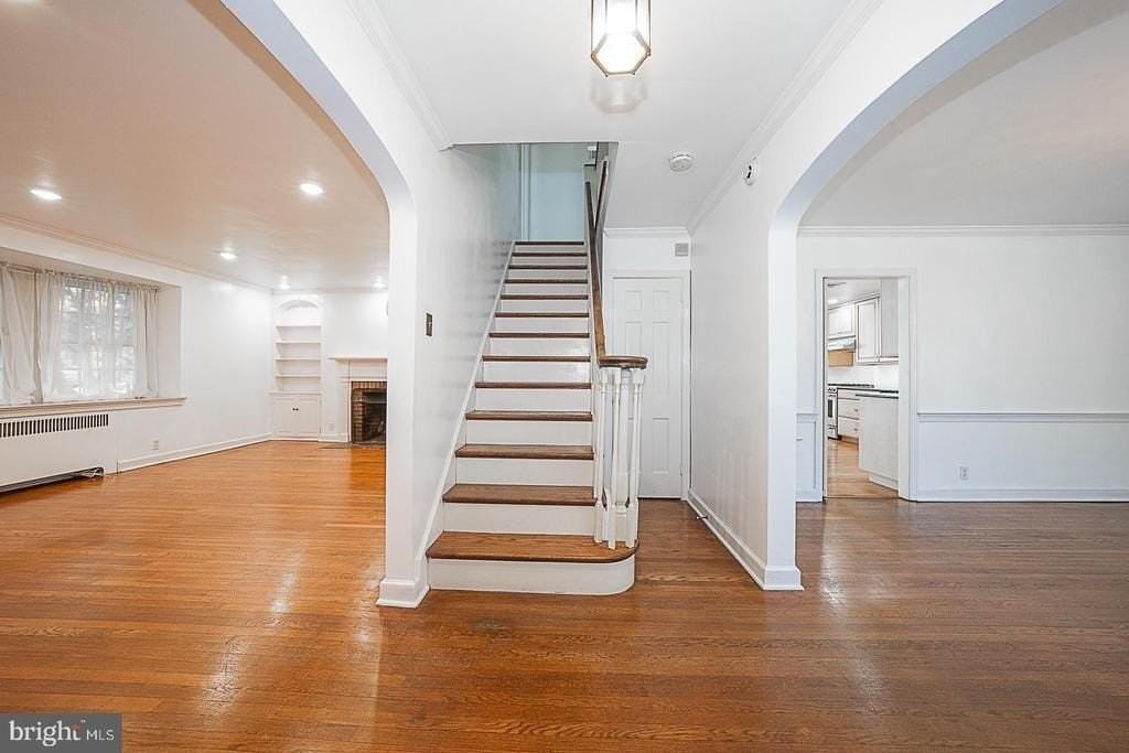714 Greythorne Rd - Photo 4 of 42