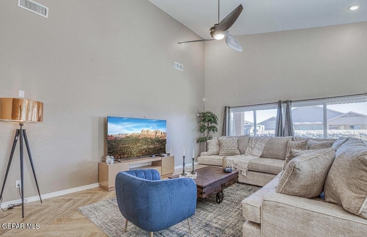 2816 Sammy Cervantes St - Photo 6 of 50